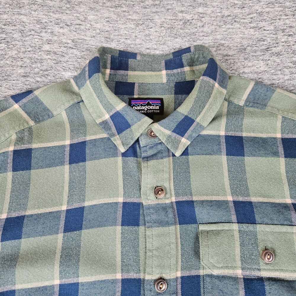 Patagonia Flannel Shirt Men's Medium Green Blue Plaid Organic Cotton Fjord